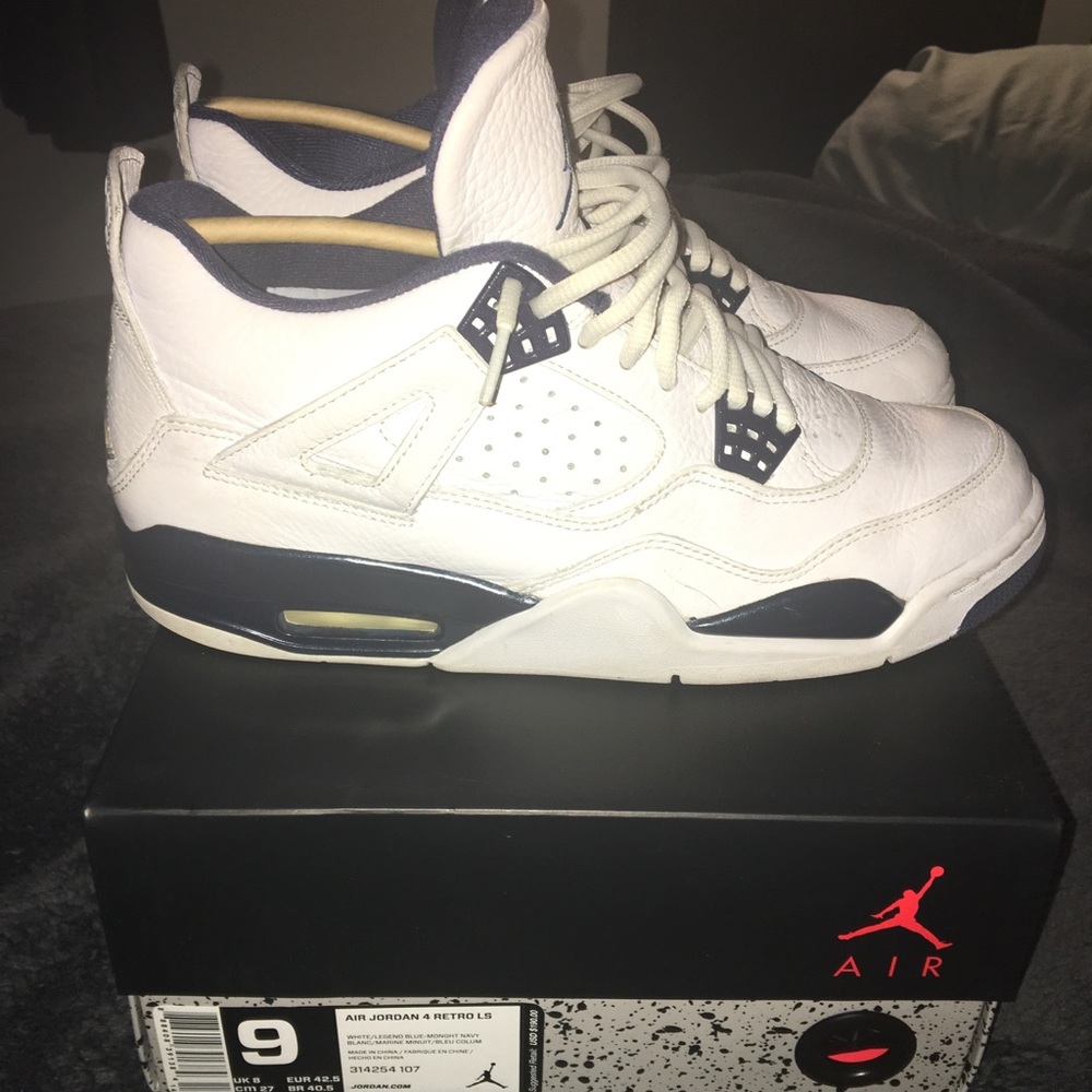 Jordan Retro 4 legend Blue **firm price**